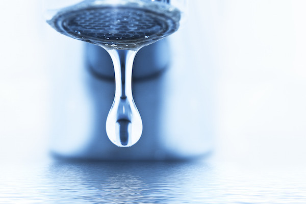 Leaky faucet repair service